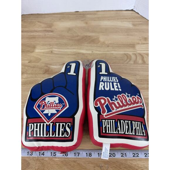 Philadelphia Phillies Plush #1 Finger Good Stuff Window Suction Cup Decoration - Picture 3 of 3